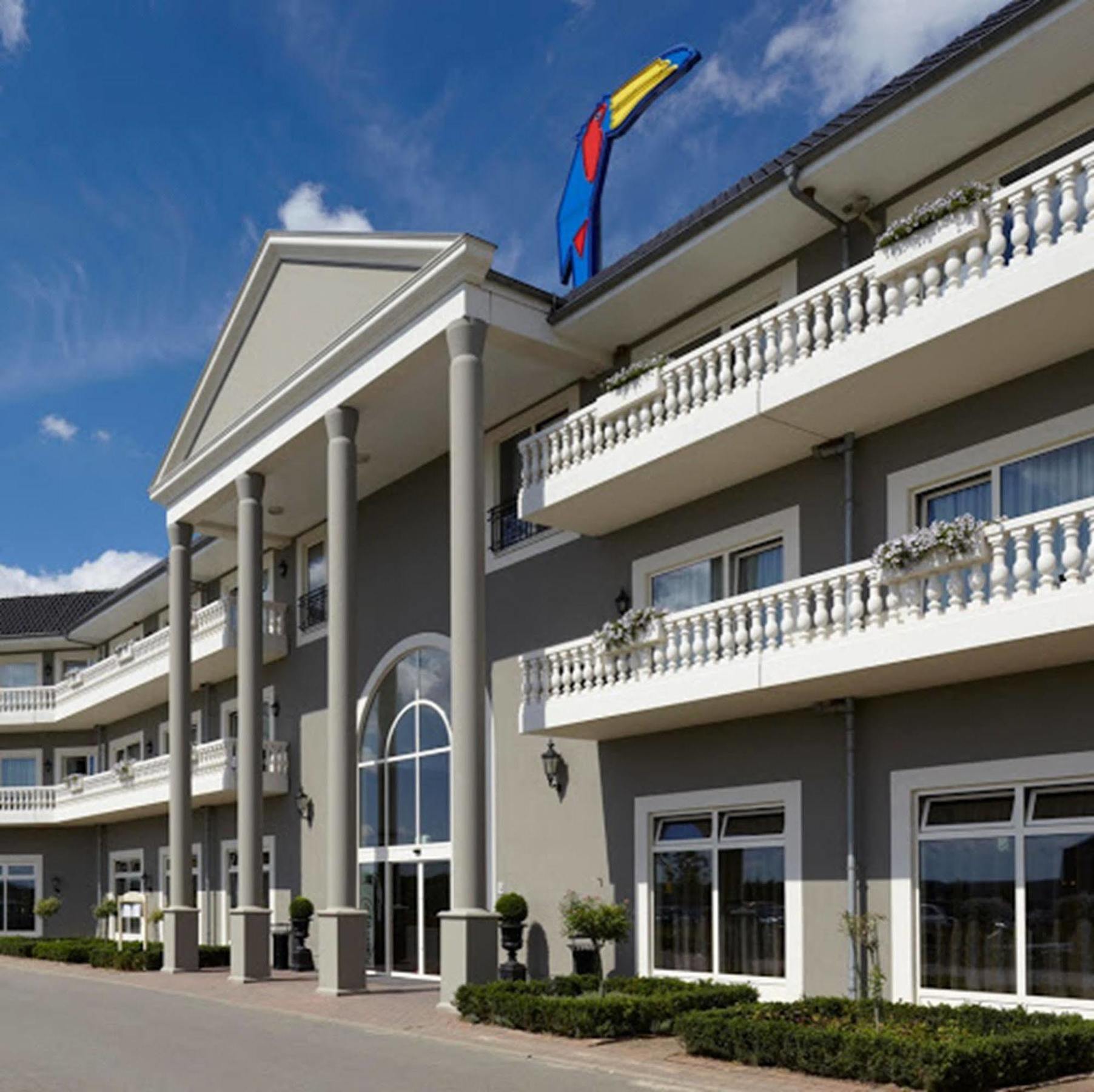 Van Der Valk Resort Linstow Dobbin-Linstow Экстерьер фото